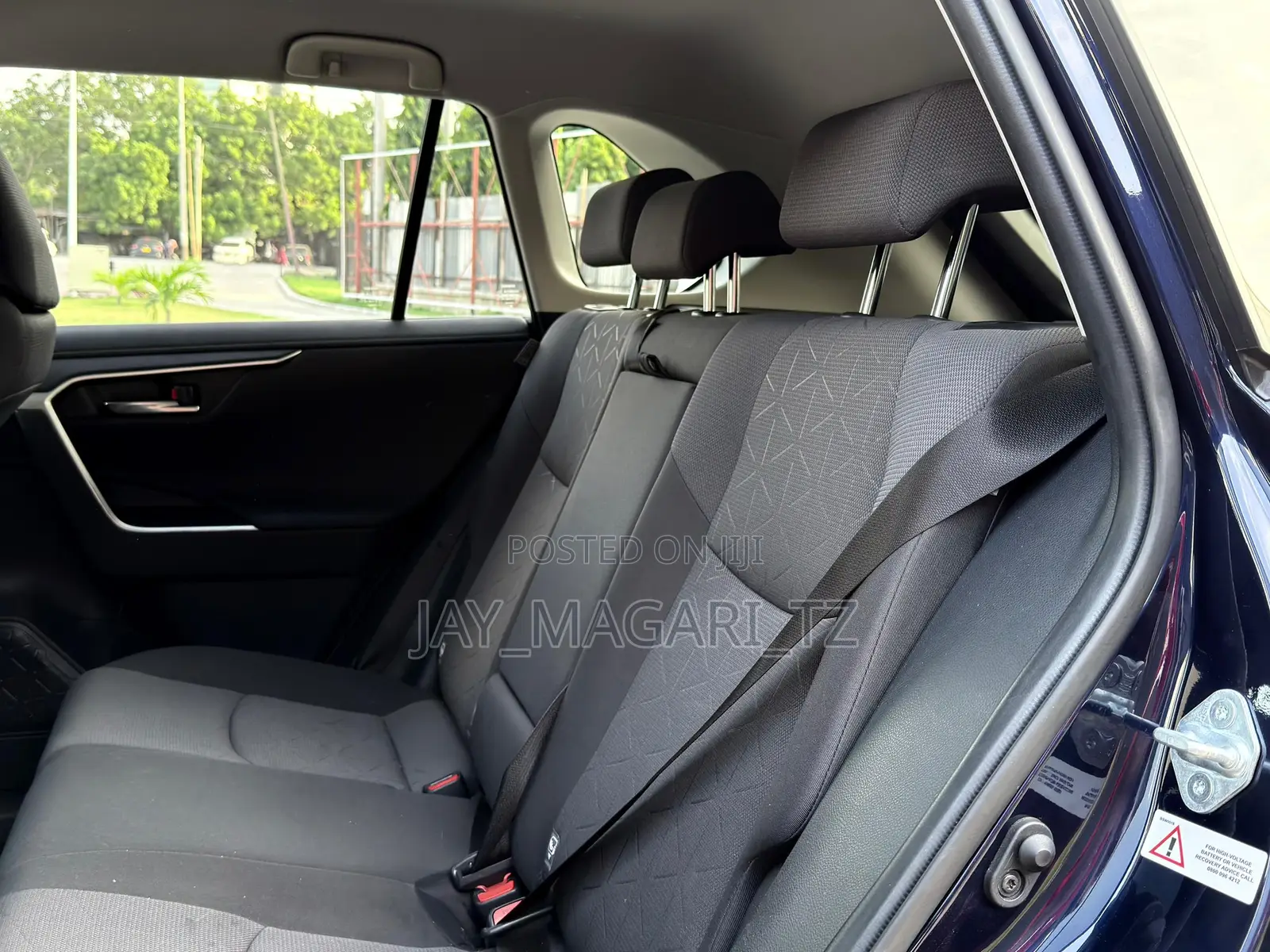 Toyota RAV4 2020 Blue