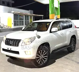 Toyota Land Cruiser Prado 2.7 i 2012 White