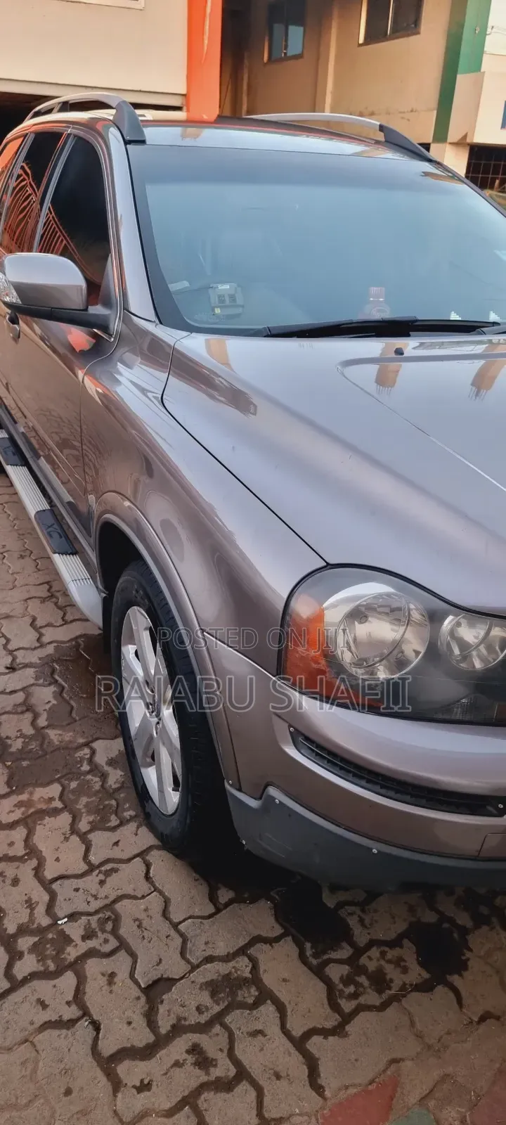 Volvo XC90 3.2 R-Design AWD (3.2L 6cyl 6A) 2010 Brown