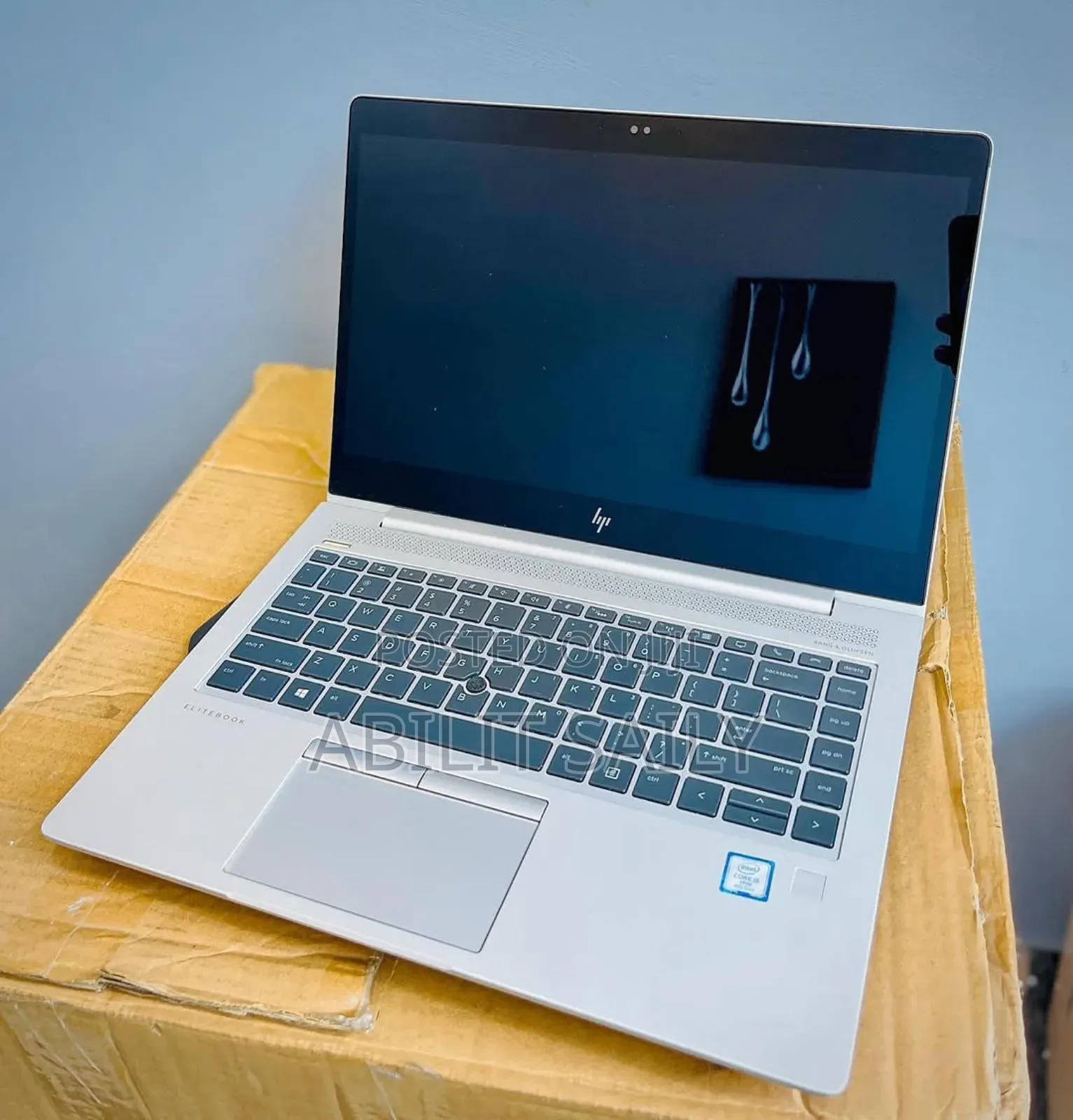 New Laptop HP EliteBook 840 G5 16GB Intel Core I7 SSD 256GB