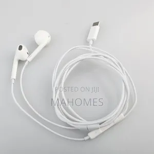 Apple Type-C Earphones