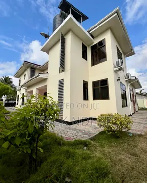 5bdrm House in Bahari Beach, Kinondoni for rent