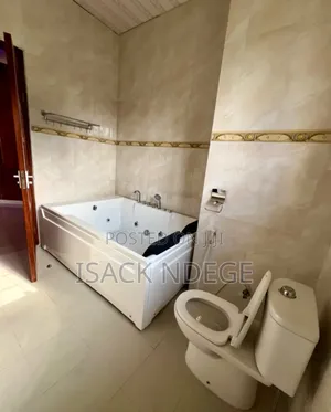 5bdrm House in Bahari Beach, Kinondoni for rent