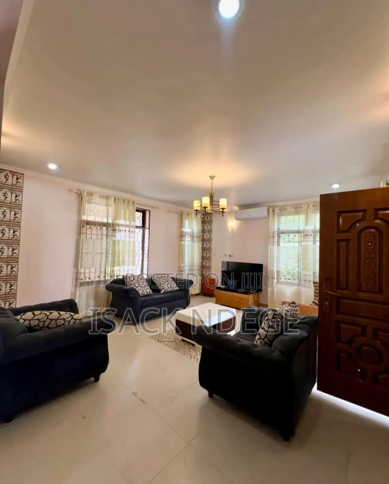 5bdrm House in Bahari Beach, Kinondoni for rent
