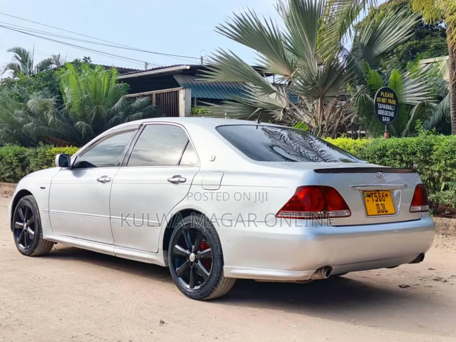 Toyota Crown Royale 2005 White