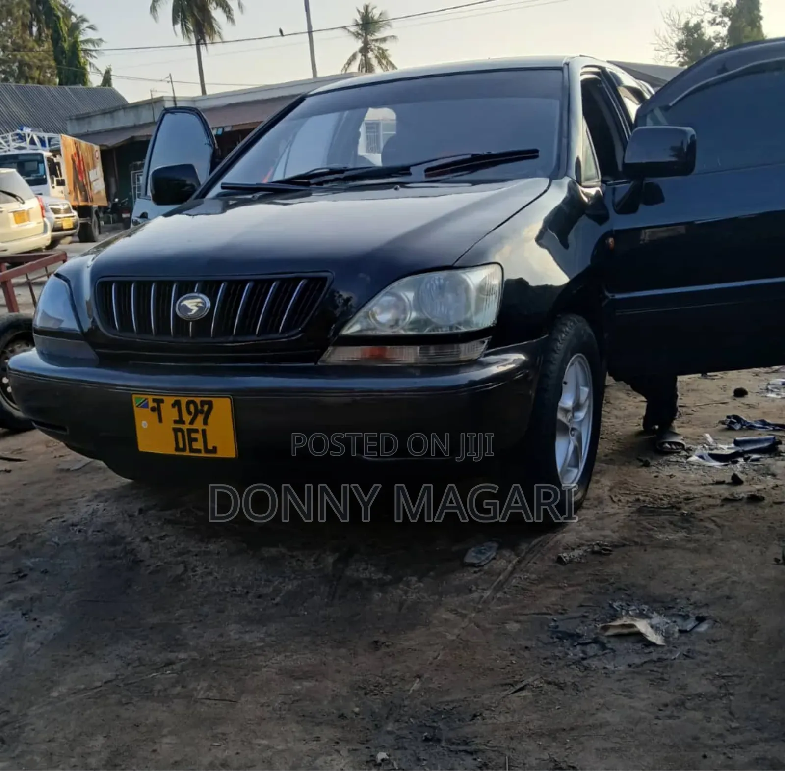 Toyota Harrier 2004 Black