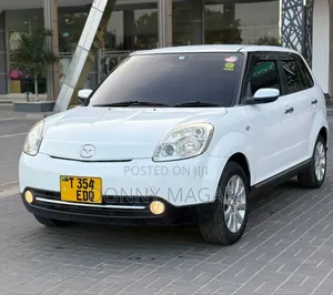 Mazda Verisa 2007 White