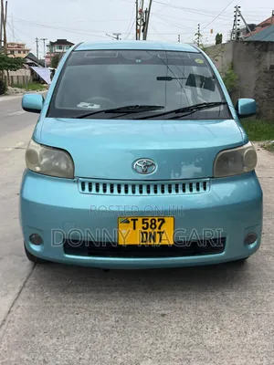 Toyota Porte 1.3 FWD 2005 Blue