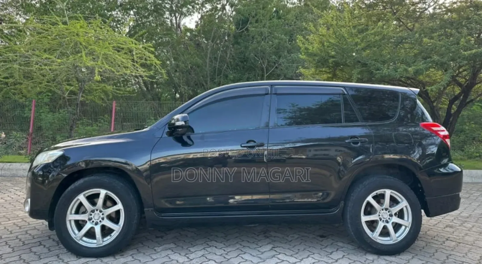 Toyota Vanguard 2007 Black