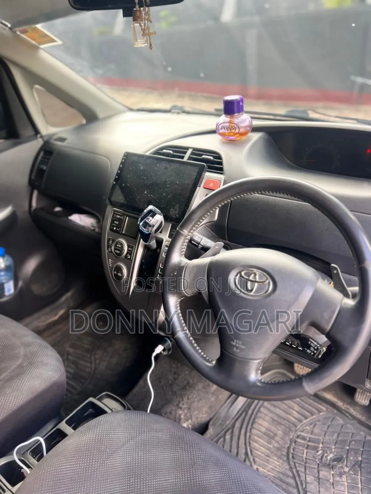Toyota Ractis 2009 Black
