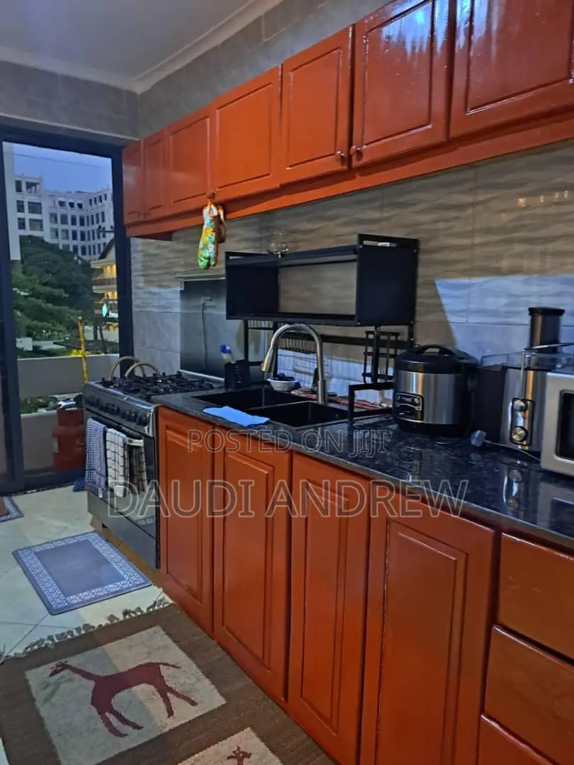 Furnished 3bdrm Apartment in Oyster Bay for rent