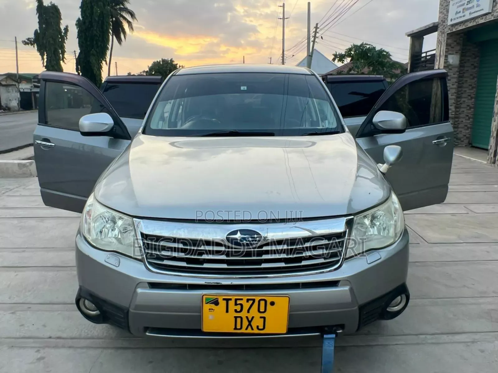 Subaru Forester 2010 Silver