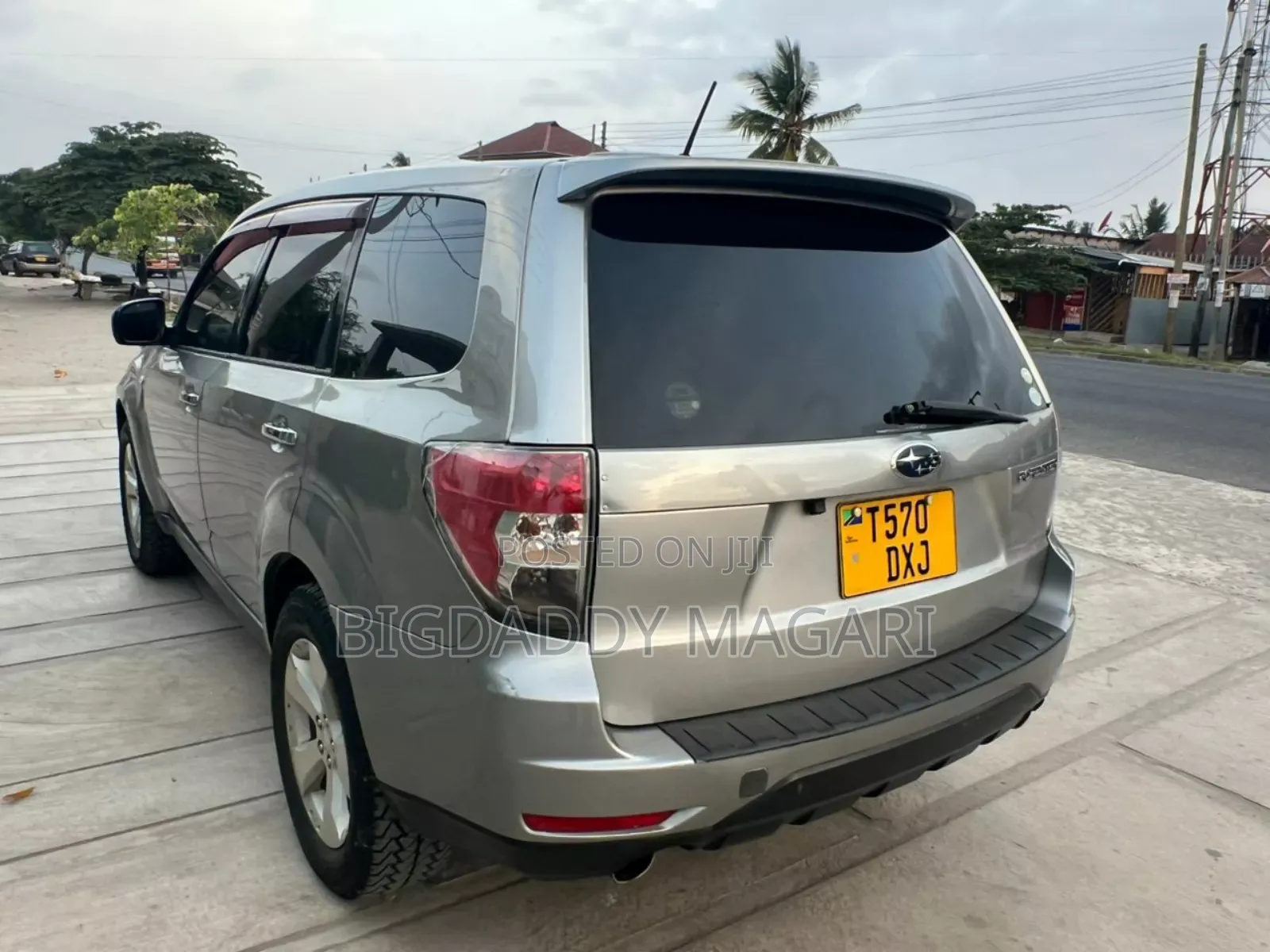 Subaru Forester 2010 Silver