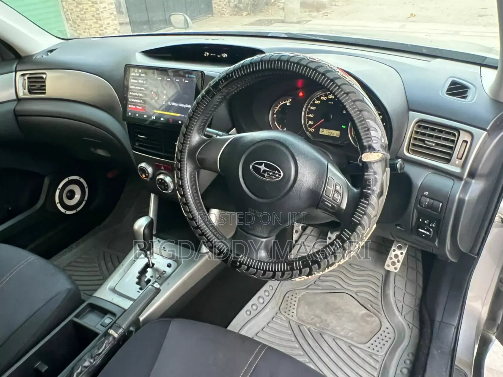 Subaru Forester 2010 Silver