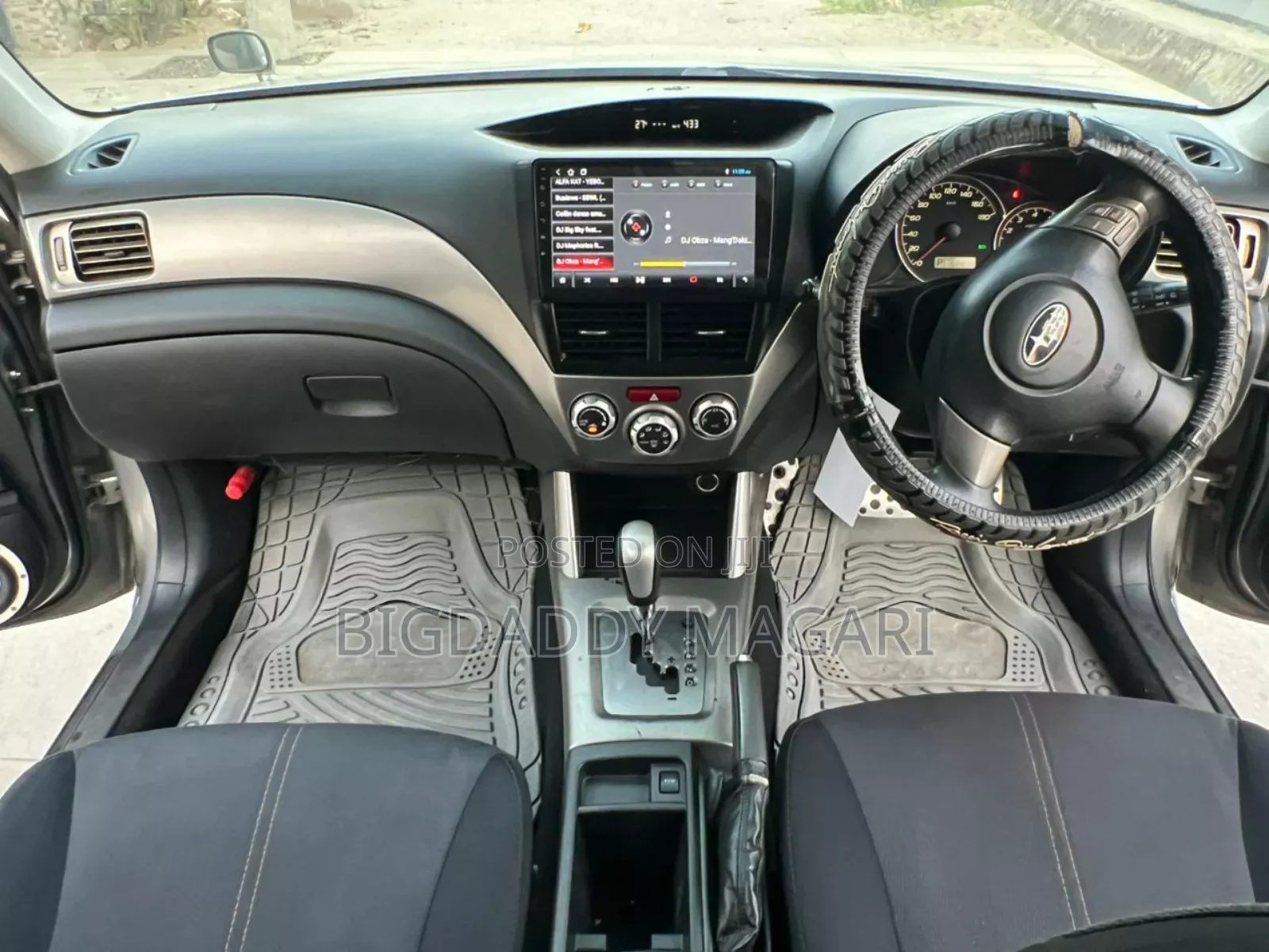 Subaru Forester 2010 Silver