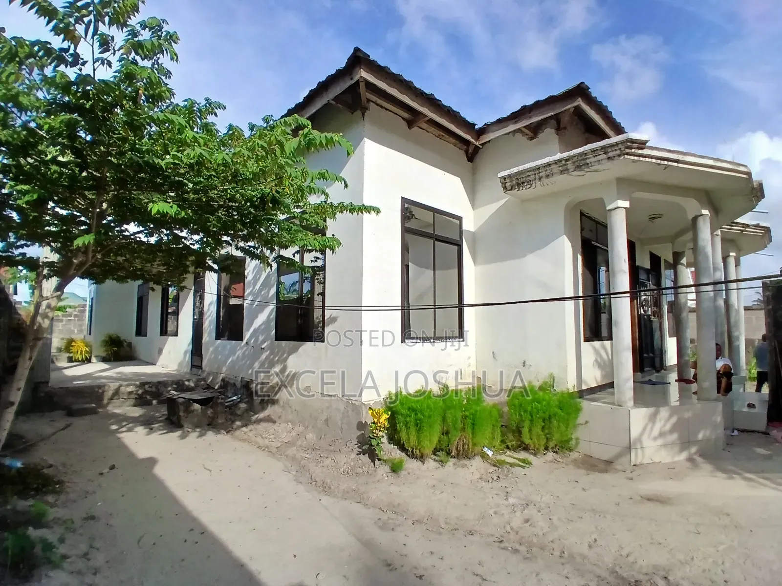 3bdrm Apartment in Excela Joshua, Chanika for sale