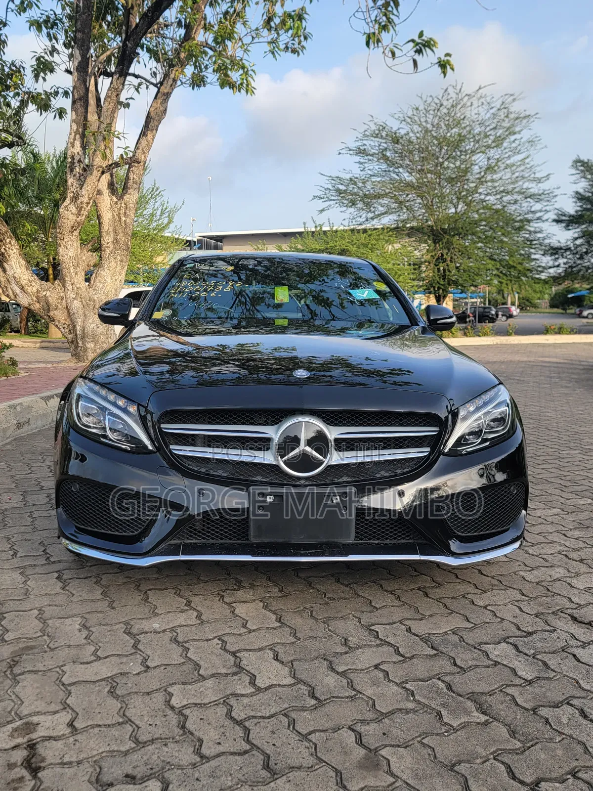 Mercedes-Benz C200 2016 Black