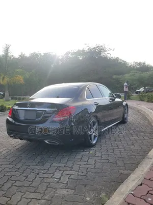 Mercedes-Benz C200 2016 Black
