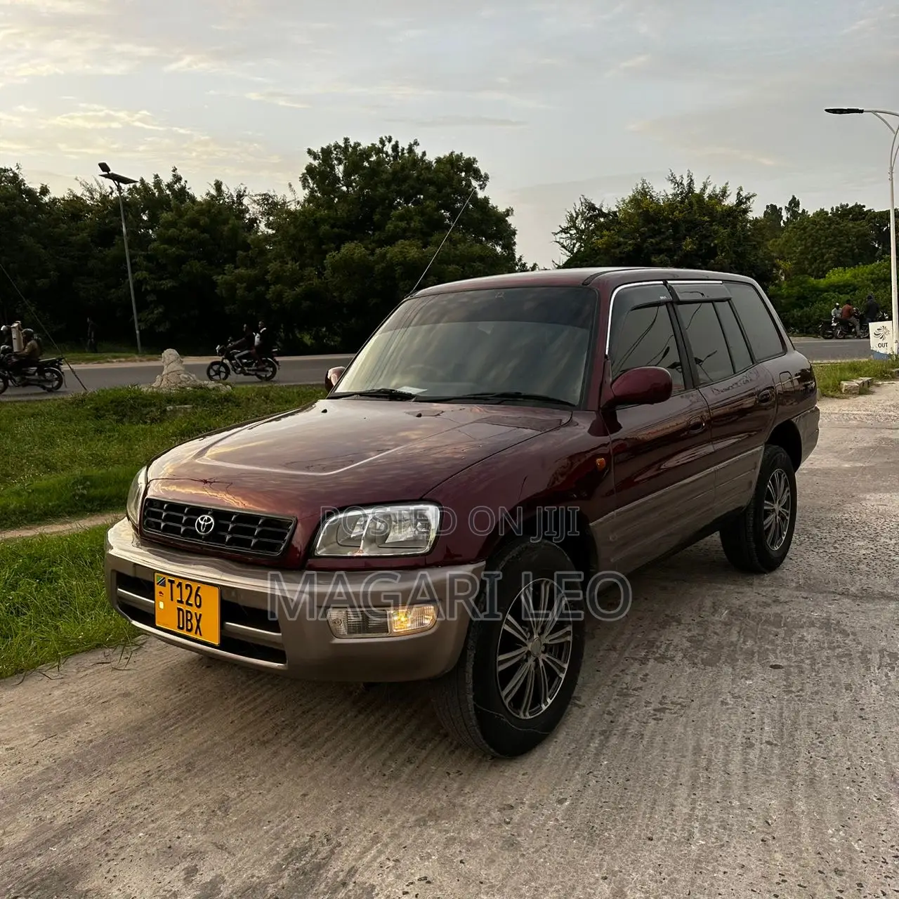 Toyota RAV4 1999 Maroon