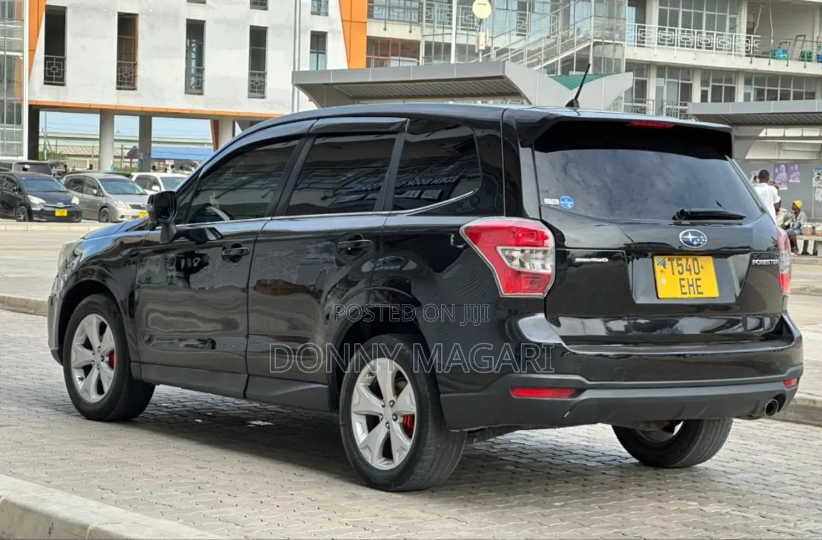 Subaru Forester 2.0XT Premium 4dr SUV AWD (2.0L 4cyl Turbo CVT) 2014 Black
