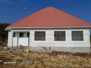 3bdrm Apartment in Uchira Moshi, Kirua Vunjo Kusini for rent