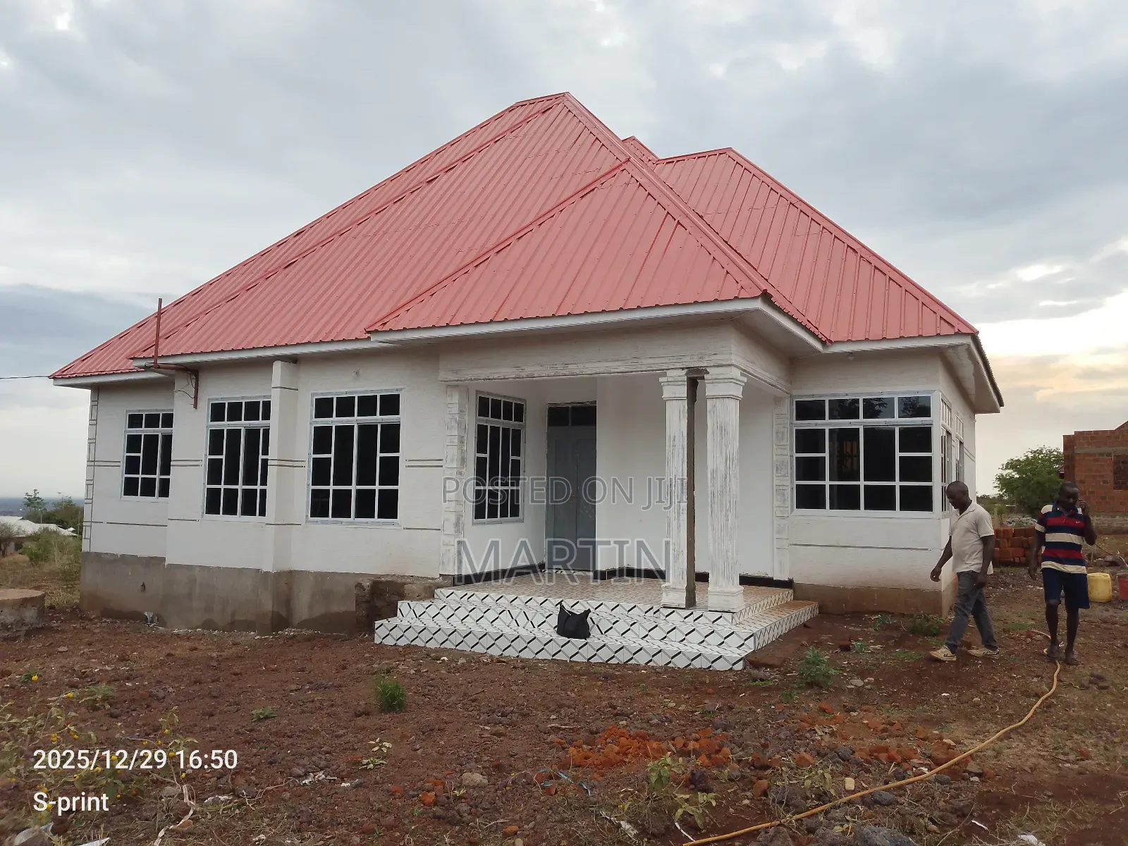 3bdrm Apartment in Uchira Moshi, Kirua Vunjo Kusini for rent