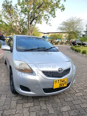 Toyota Belta 2006 Silver