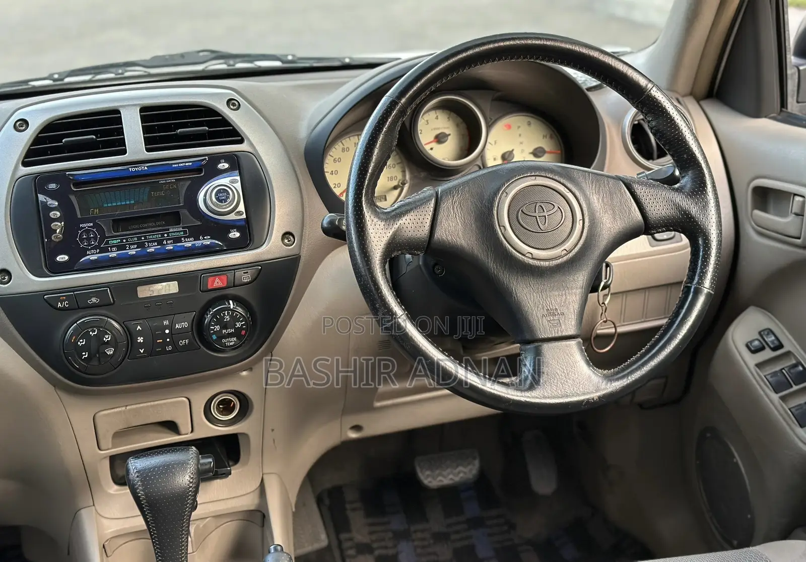 Toyota RAV4 Base FWD 2001 Pearl