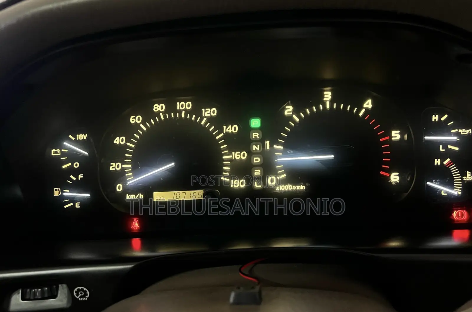 Toyota Land Cruiser 2001 White