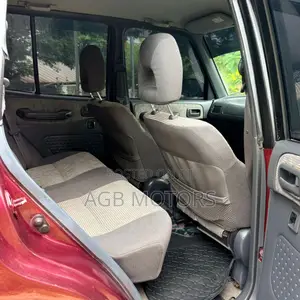 Toyota RAV4 Base FWD 1999 Red