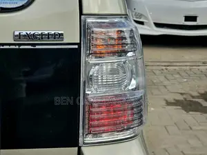 Mitsubishi Pajero 3.0 2009 Beige