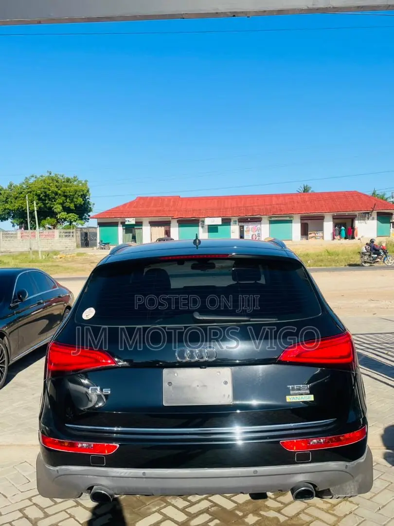 Audi Q5 2015 Black