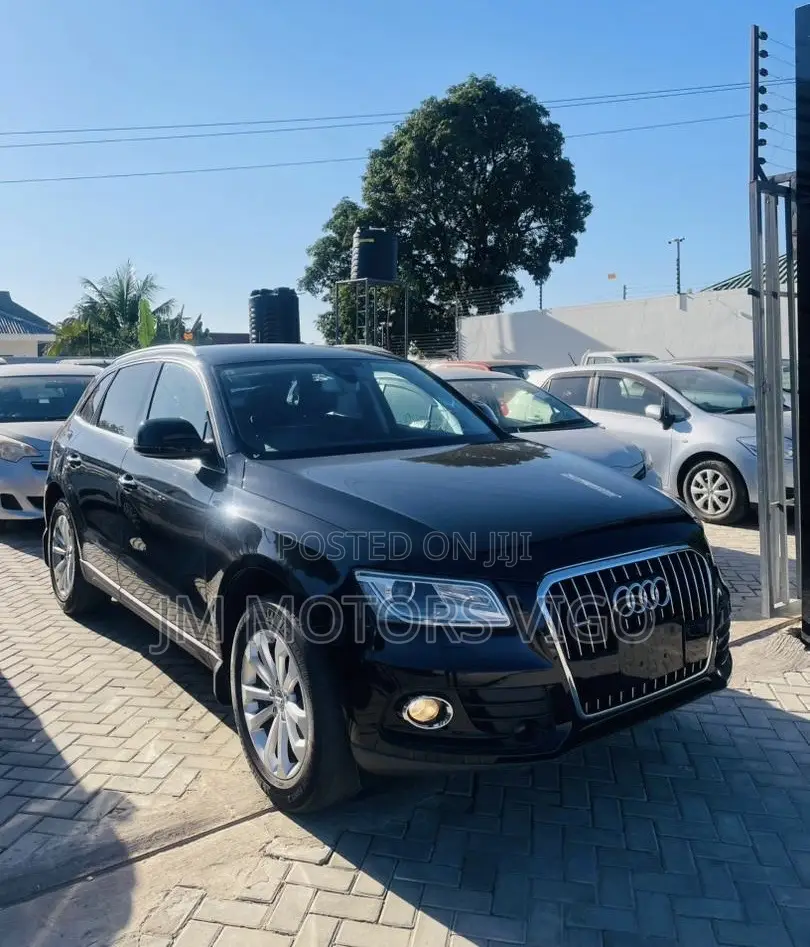 Audi Q5 2015 Black