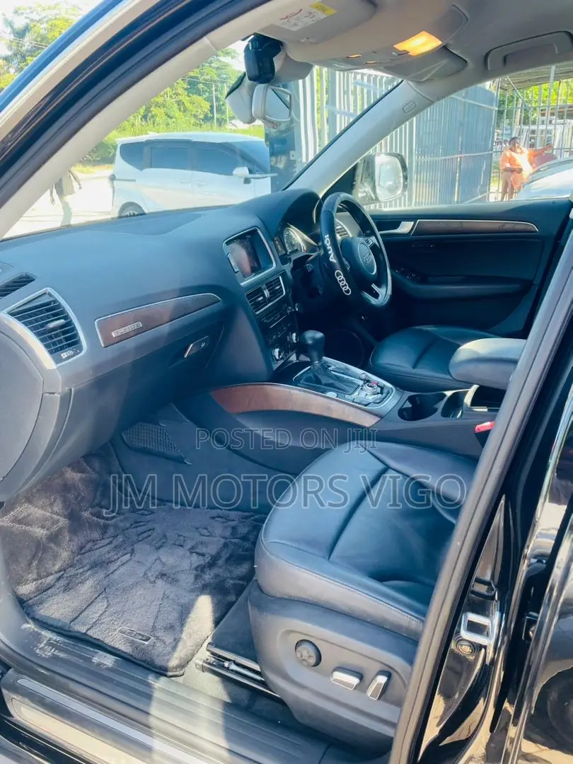 Audi Q5 2015 Black