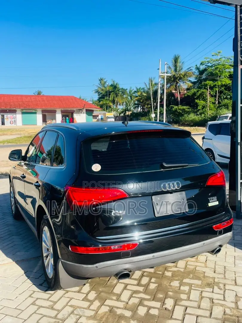 Audi Q5 2015 Black
