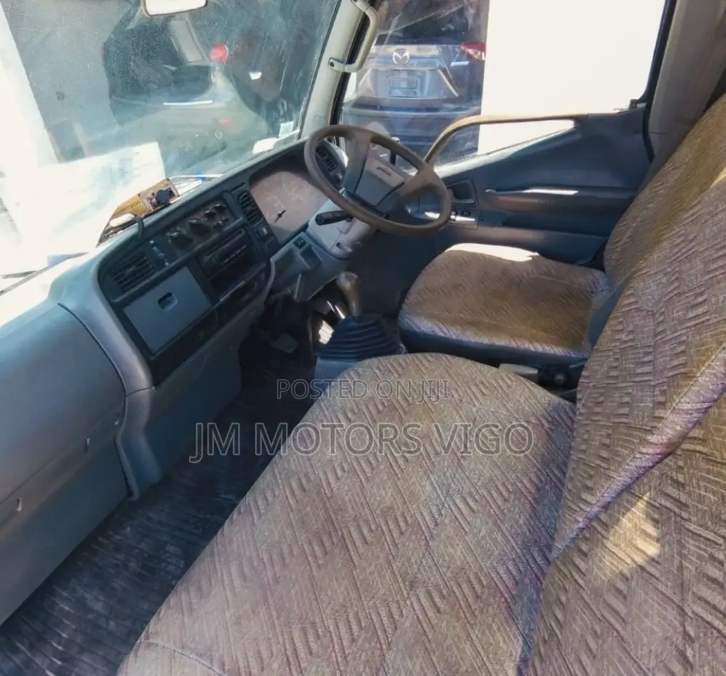 Mitsubishi Canter Tipa 1995 Blue