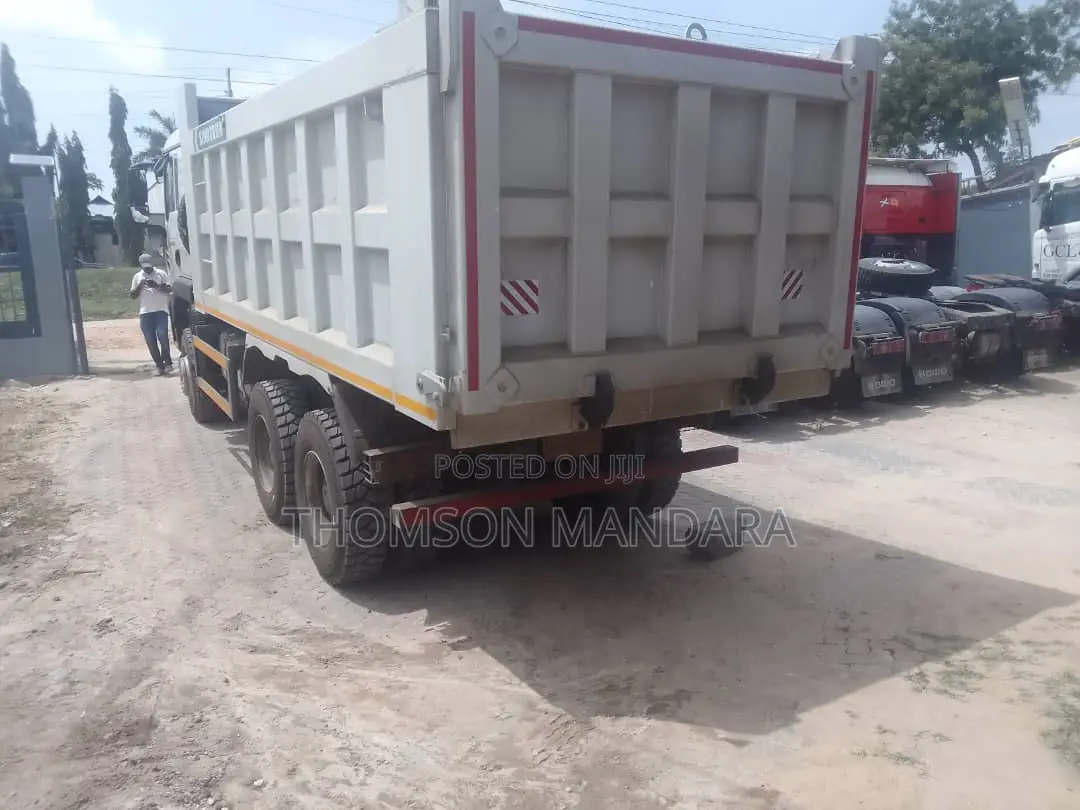 Brand New 2025 Howo Tipper 6x4