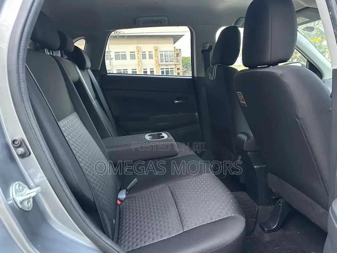 Mitsubishi RVR 2.0 2012 Gray