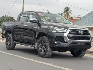 Toyota Hilux 2023 Black