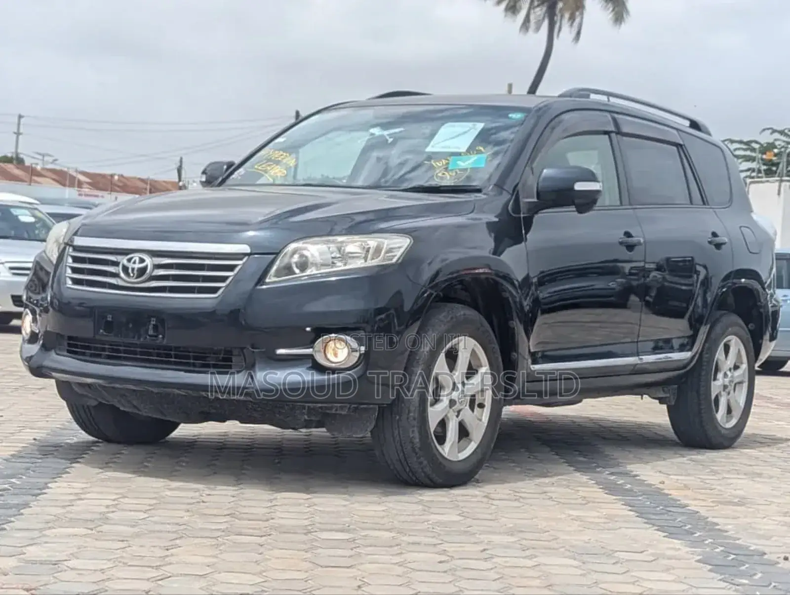 Toyota Vanguard 2013 Black