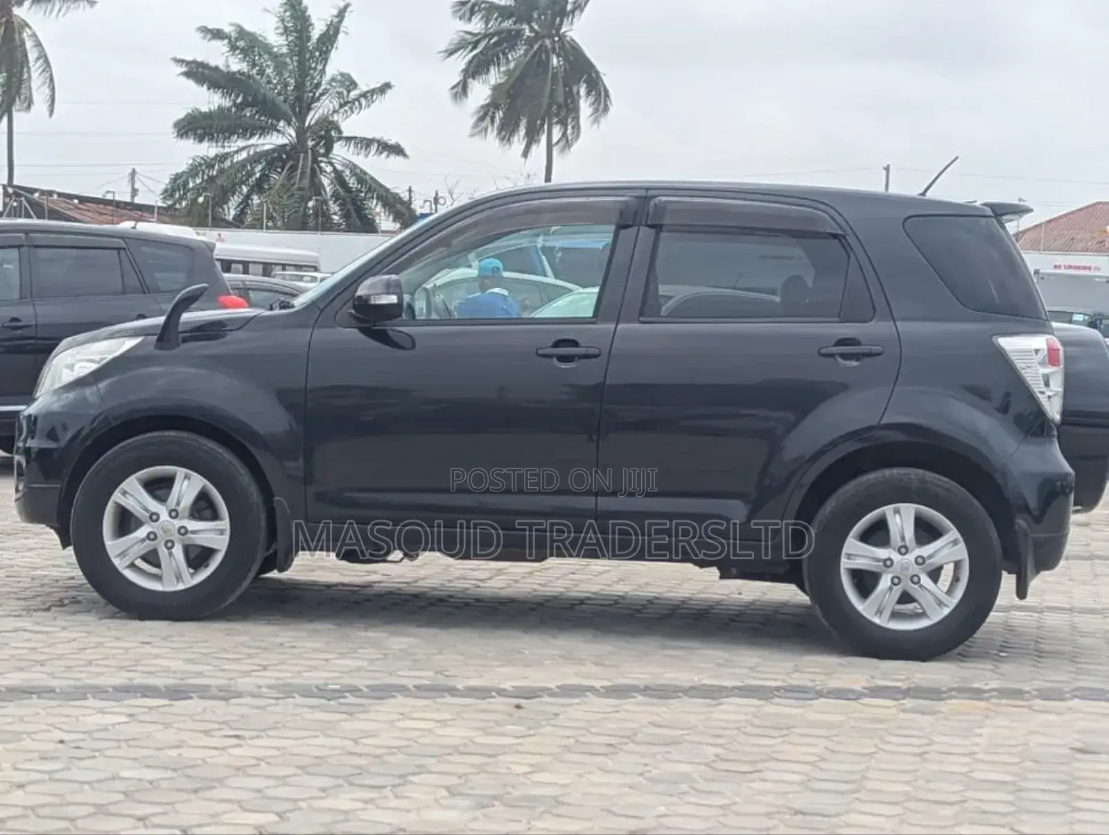 Toyota Rush 1.5 AWD 2010 Black