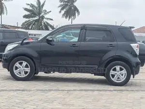 Toyota Rush 1.5 AWD 2010 Black