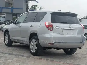 Toyota Vanguard 2007 Silver
