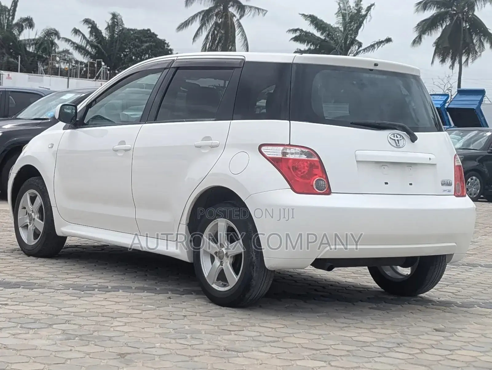 Toyota IST 2005 White
