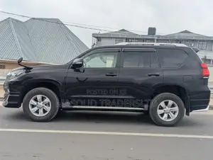Toyota Land Cruiser Prado 2021 Black