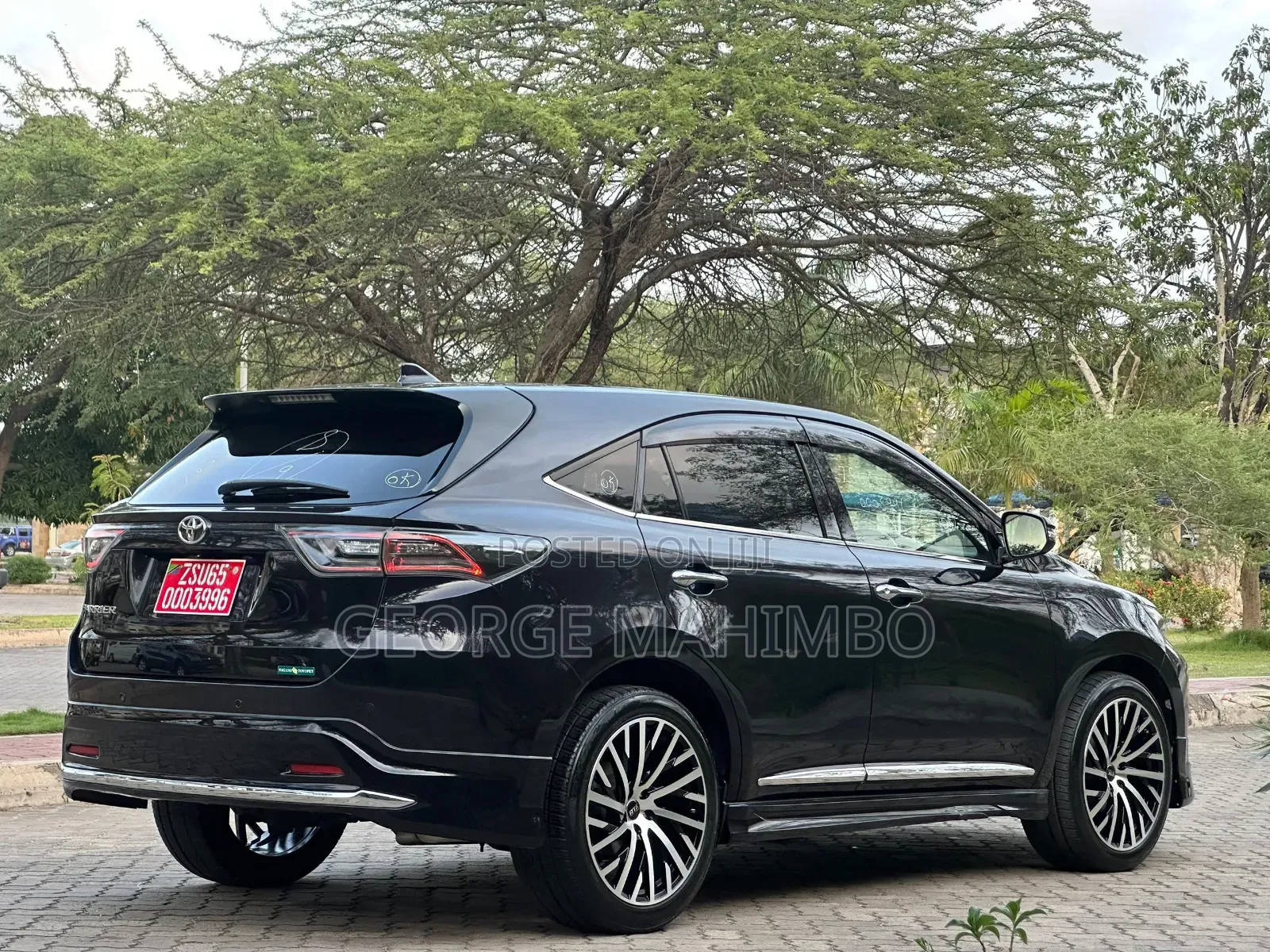 Toyota Harrier 2015 Black