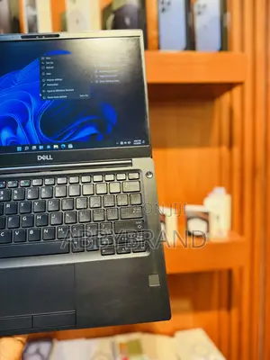Laptop Dell Latitude 7390 8GB Intel Core I5 SSD 256GB