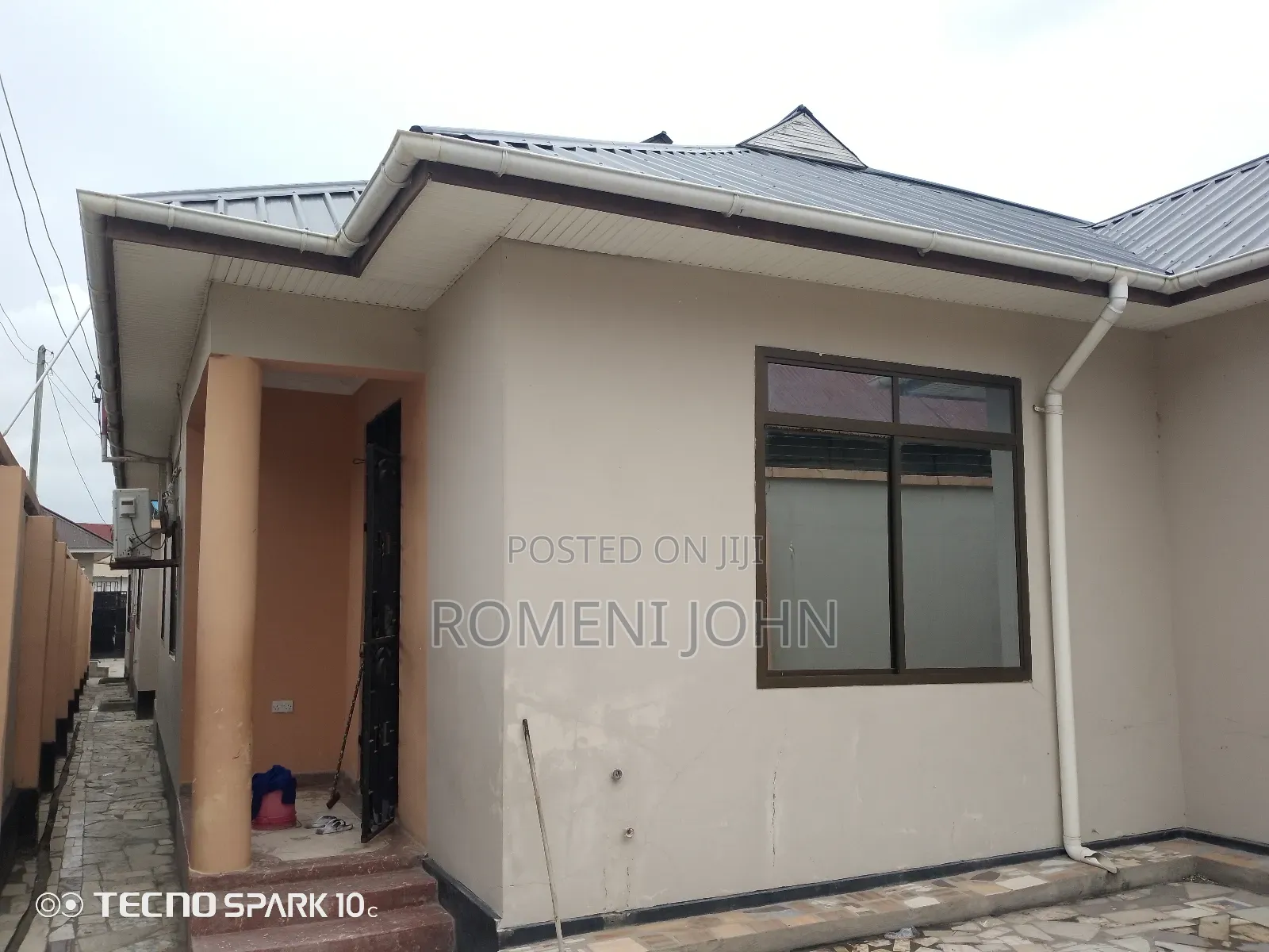 4bdrm Apartment in Tanzania Daresalaam, Ilala for rent