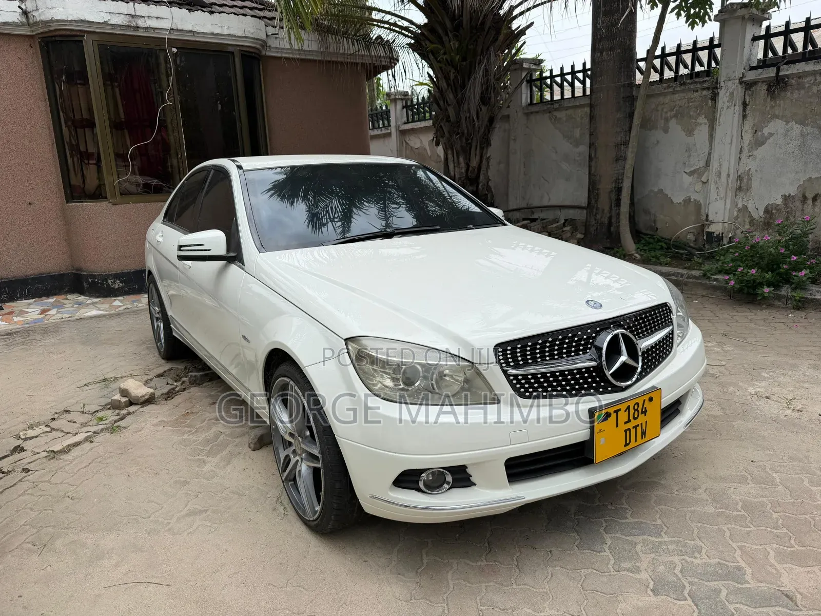 Mercedes-Benz C-Class 2009 White