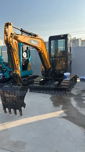 Mini Excavators (Sany, Cat Kubota)